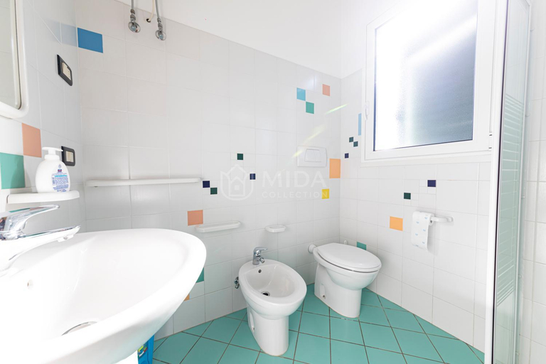 Bathroom 3, Villa Athena, Lecce