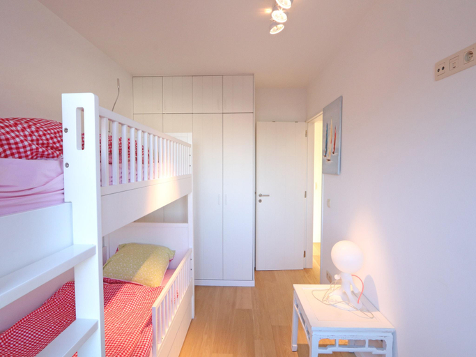 4, Apartment in Het Zoute with Sea Views, West-Vlaanderen