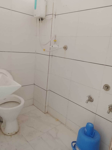 Bathroom 4, Hotel Krishna Rooms, Surat