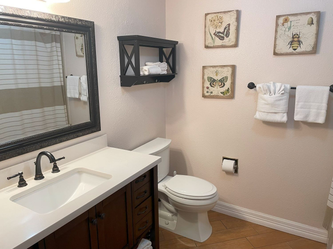Bathroom 2, Inverness S Comal River      Ic216 2 Bedroom Condo by RedAwning, Comal