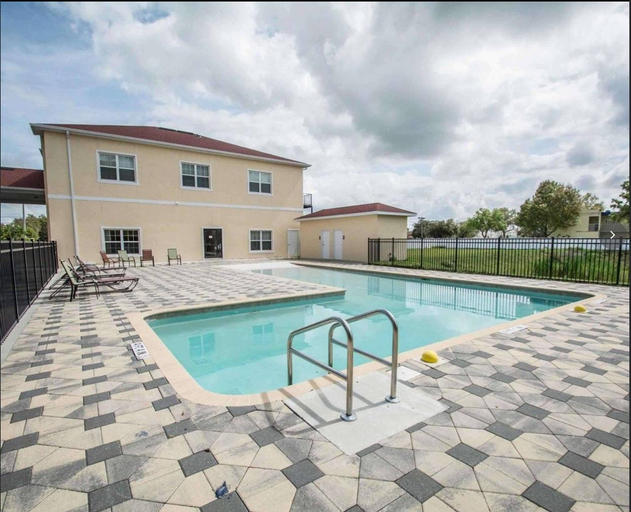Swimming pool [outdoor], Green Palms Extended Stay, Osceola