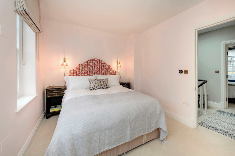 Interior 4, Gorgeous 3 bed House in Sloane Square With Garden, London