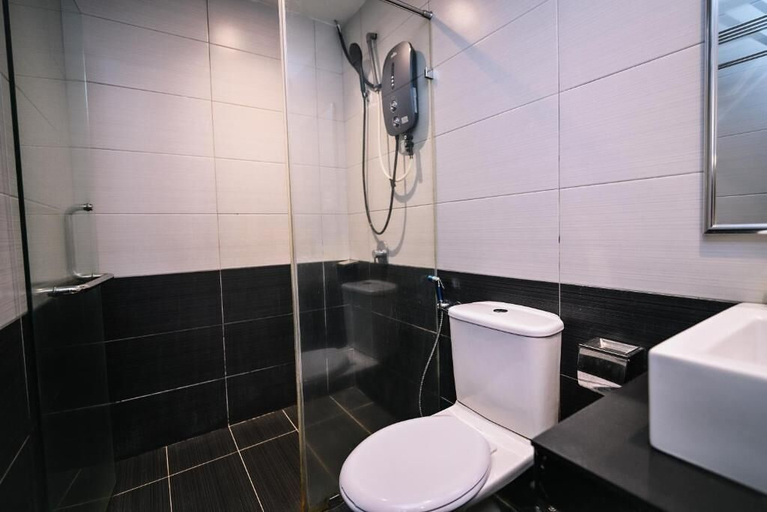 Bathroom 4, Kingston Hotel 6 @ Changkat Bukit Bintang, Kuala Lumpur
