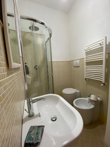 Bathroom 5, Manu's house B&B, Agrigento
