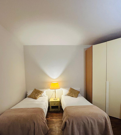 4, Residence Villa Greta, Novara