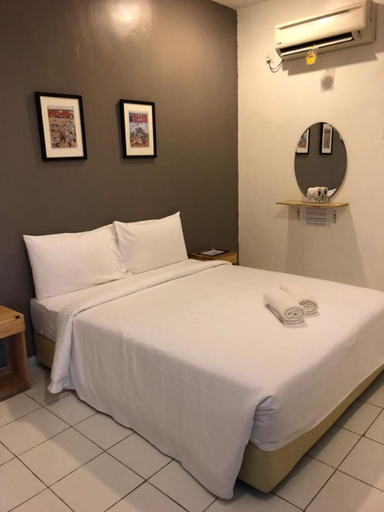 Bedroom 3, 1108 Hotel Sungkai, Batang Padang