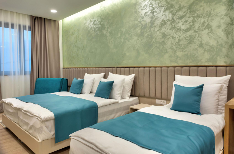 Bedroom 2, Hotel Emerald, Herzegovina-Neretva