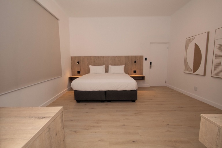 Room 5, Elsewhere, City of Cape Town