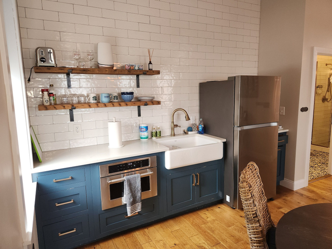 Private kitchen 3, 2nd St Loft, Franklin