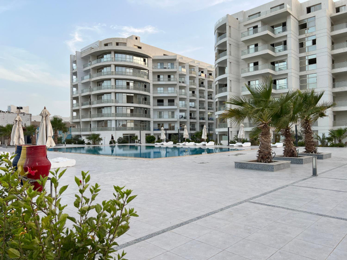 4, Modern Seaview Condo in Scandic Resort Hurghada, Al-Ghurdaqah