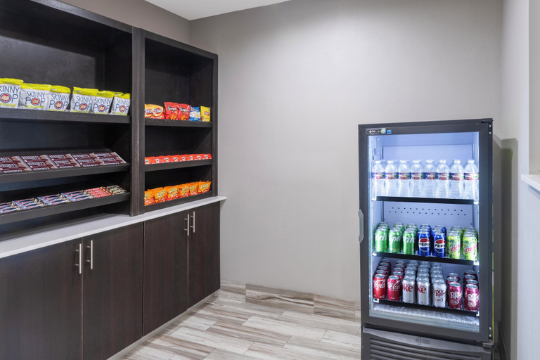 Food & Drinks 4, Garner Hotel Mahwah by IHG, Bergen
