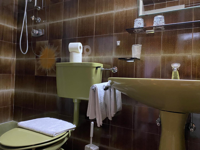 Bathroom 2, Ciasa Soreghina, Bolzano