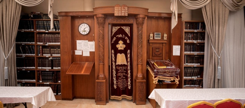 Chapel 3, Aristocrat Hotel