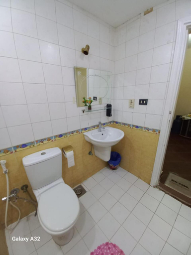 Bathroom 5, Malak Guest House pyramids inn, Al-Ahram