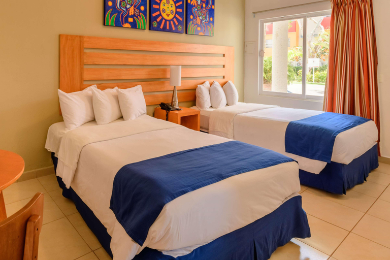Bedroom 2, Decameron Los Cocos Guayabitos Ramada All Inclus, Compostela