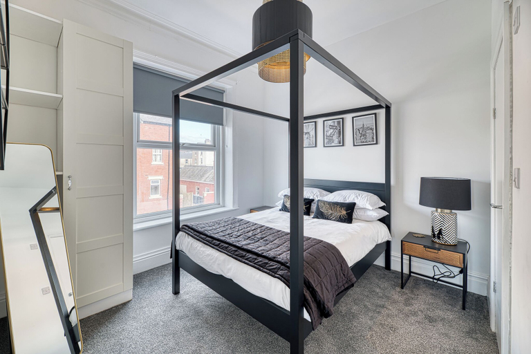 Room 2, One Bedroom Apartments by Guestz, Lancashire
