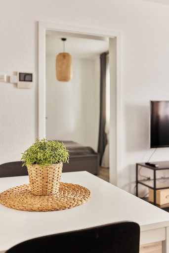 In-room dining 4, Ela Apartments Mannheim, Mannheim
