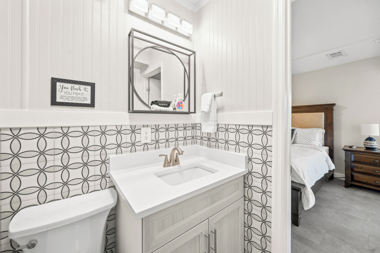 Bathroom 4, Banana River Resort, Brevard