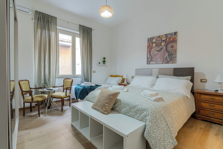 Bedroom 3, CasaBlanc, Messina