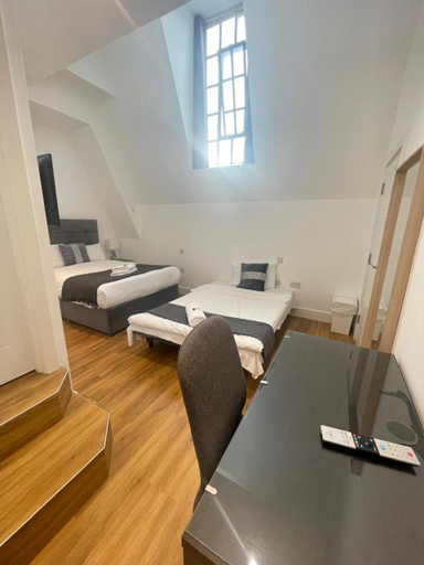 Bedroom 3, Equitable Hotel, London