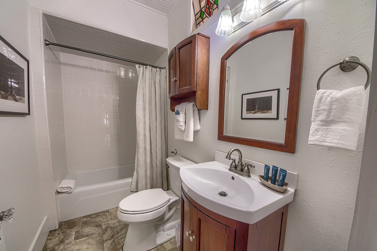 Bathroom 3, Dt 332 Havana Haus 3 Bedroom Home, Comal