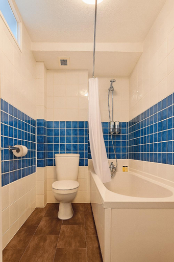 Bathroom, Sidemersey Livings - Botanical Hidden Gems, Magical Gardens, Sefton