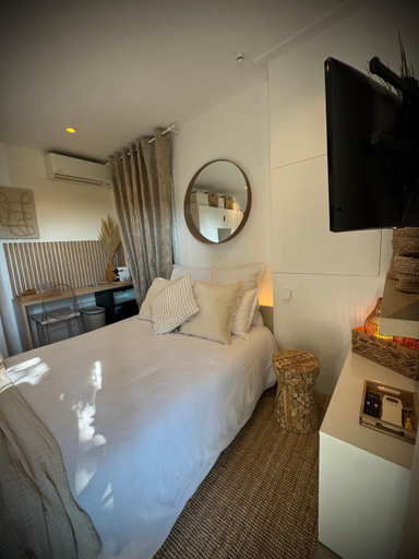 Bedroom 3, La Maison Du Soleil, Var