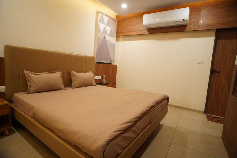 Room 2, RAAHI HOMESTAY, Ujjain
