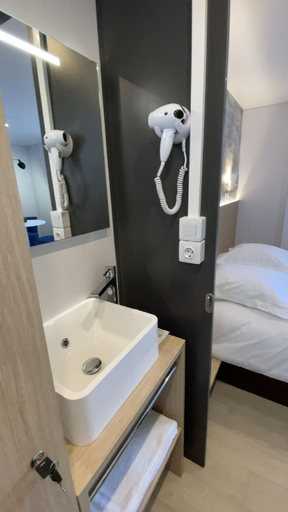 Bedroom 2, キャンプホテル, Sarthe