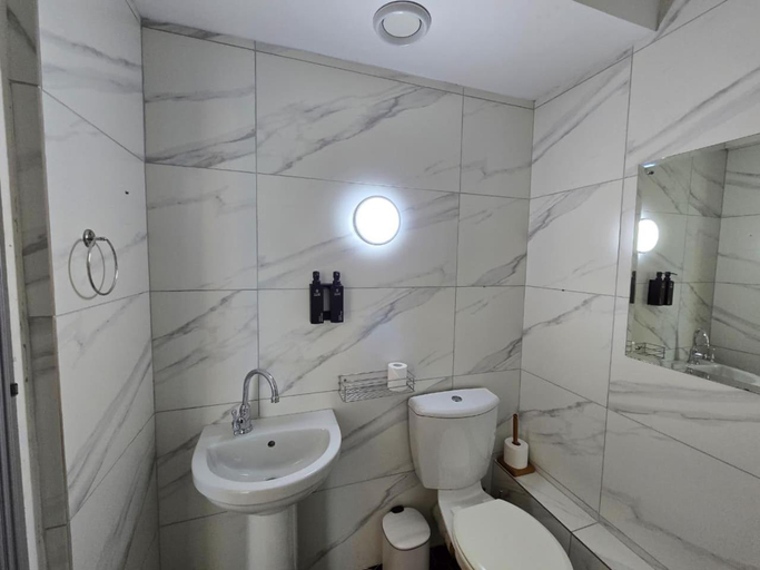 Others 4, False Bay Inn, City of Cape Town