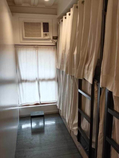 Room 2, Quarto PH, Taguig