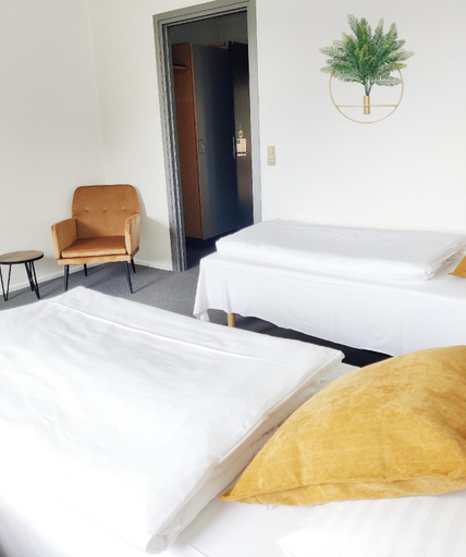 Bedroom 3, Hotel Svanegarden, Slagelse