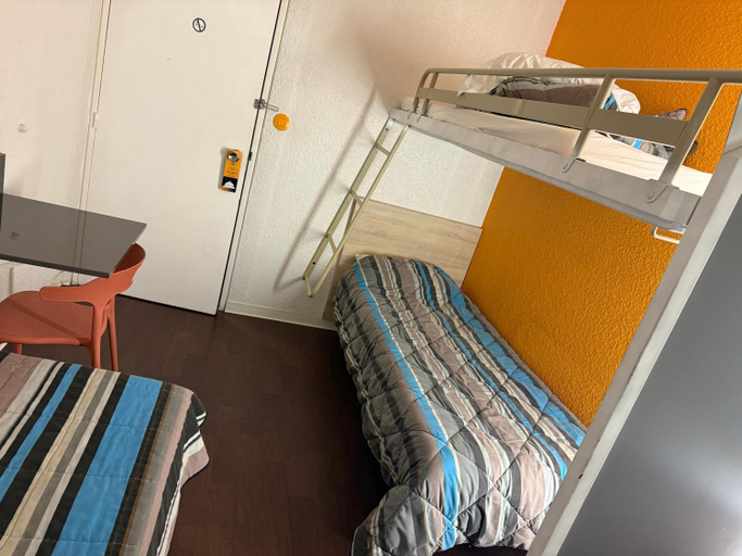 Bedroom 3, Hotel First Eco Dieppe, Seine-Maritime
