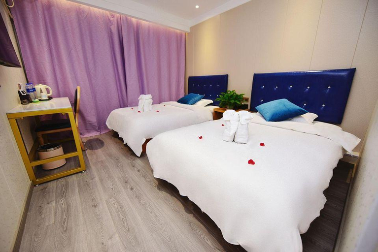 Bedroom 3, Longchen Holiday Hotel, Shanghai