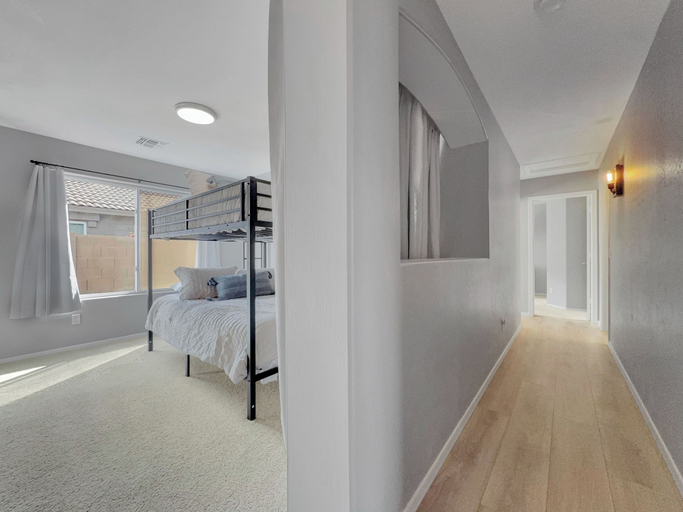 Room 4, 153rd Surprise, Maricopa