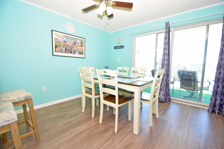 Dining, Thunder Island 81b 2 Bedroom Condo by RedAwning, Worcester