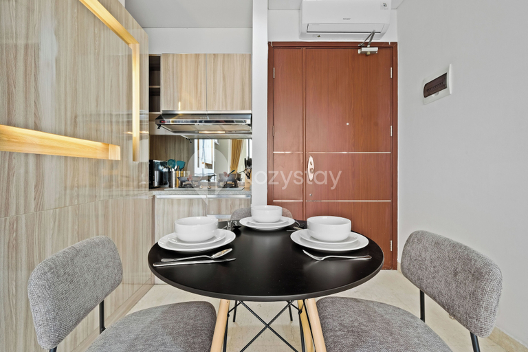 Dining room 2, Anlan by Kozystay - Taman Sari, Jakarta Barat