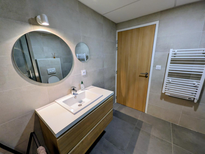Bathroom 3, Ferme Hotel Boulage, Haute-Garonne