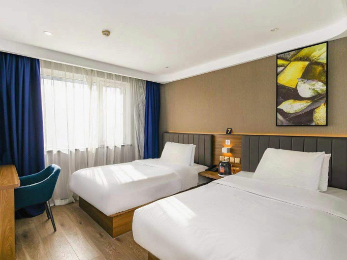 Bedroom 3, 7 Days Premium (Tianjin Railway Station North Square Subway Station), Tianjin