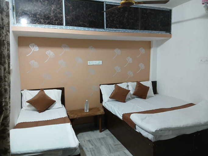 Room 4, Kaashvi Home Stay, Varanasi