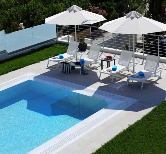 Others 4, Villa Vozos, Ionian Islands