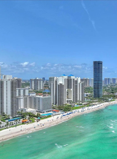 Others 5, Beach Front Building Studio with Balcony Kitchen Pool Gym direct Beach Access in Sunny Isles Beach M, Miami-Dade