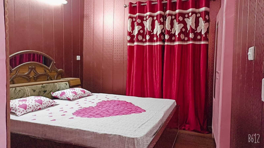 Living area 3, Inheart Homestay Mussoorie, Dehradun