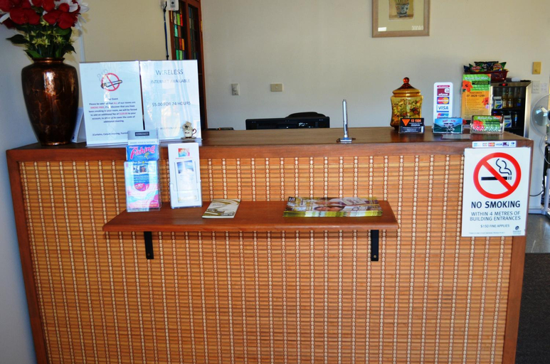 Public Area, Redland Bay Motel, Redland Bay