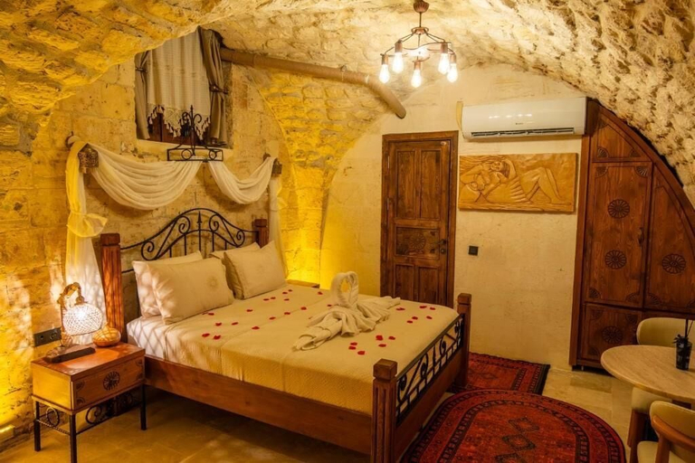 Room 3, Mihrumah Konagi, Merkez