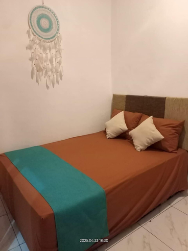 Room 3, Fika Guest House, Banyuwangi