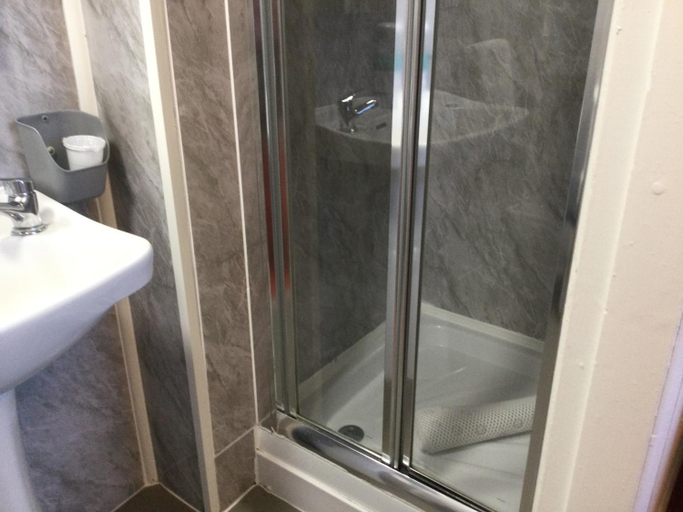 Bathroom 4, The Trevone, Conwy