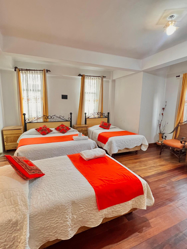 Others 2, Hotel Avenida, Pedro Domingo Murillo