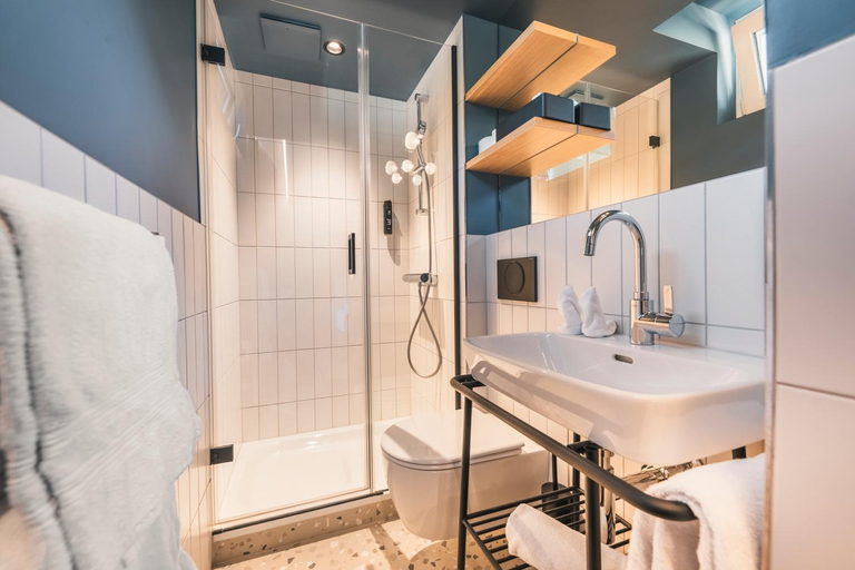 Bathroom 3, HOP Apartments & Suites, Interlaken