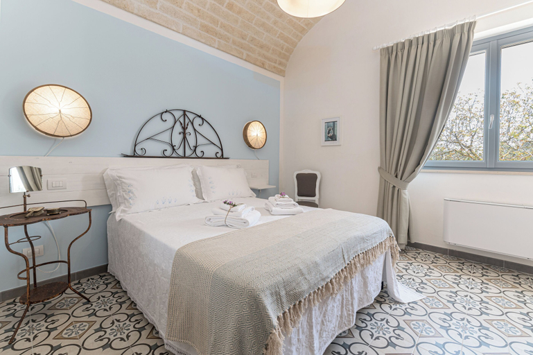 Bedroom 5, Borgo Altobello, Brindisi